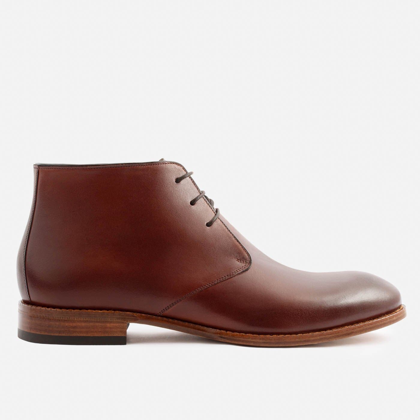 Ellis Chukka Boots - Men's - Image 20